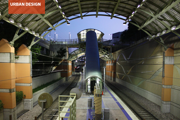 Transit Oriented Districts: Urban Design Experience